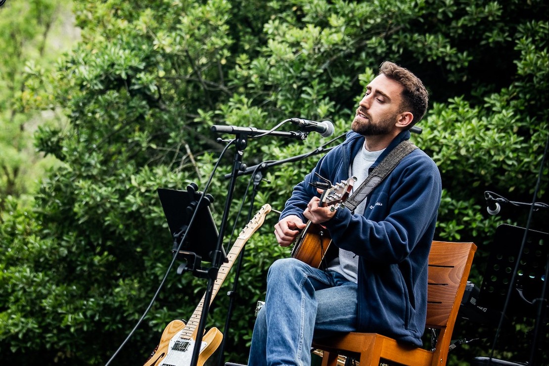 ROGER TORNÉ
