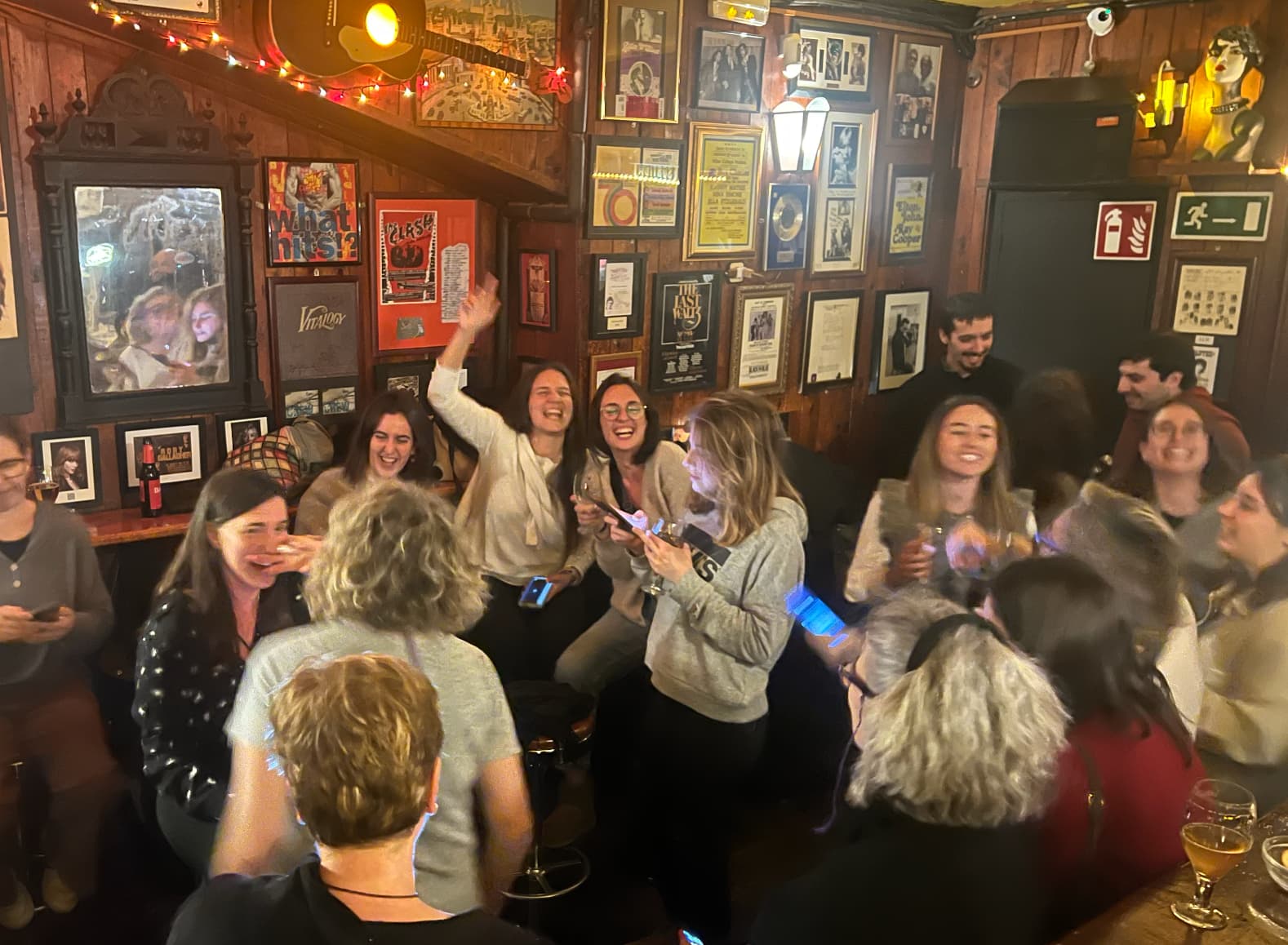 BINGO MUSICAL BCN – BINGO MUSICAL PER FESTES