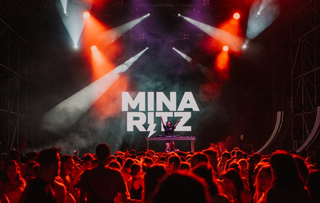 MINA RITZ - dj per esdeveniments -dj per festes - dj per fires i festes - dj per festes majors