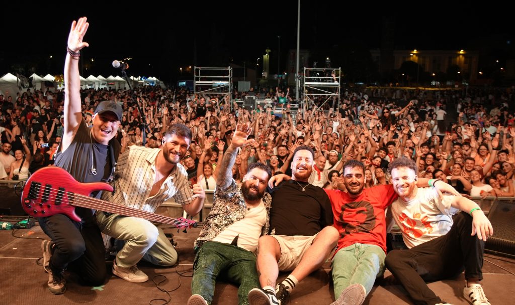 grup de versions - grup de versions per festes - grup de versions per fires i festes - grup de versions per esdeveniments - grup de versions per festes majors - ESTOPIFY