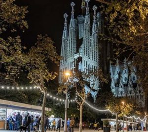 Fira de Nadal de La Sagrada Família a Barcelona 2025- festes majors catalunya - festa major avui - festes majors - festes majors 2024 - festes majors catalunya 2024 - festes majors aquest cap de setmana