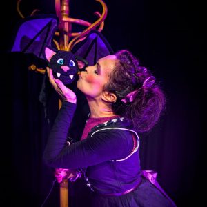 LILA REBVELADA a VILOBÍ DEL PENEDÈS - que fer amb nens - que fer amb nens avui - que fer amb nens aquest cap de setmana - que fer aquest cap de setmana - espectacles infantils - que fer avui amb nens