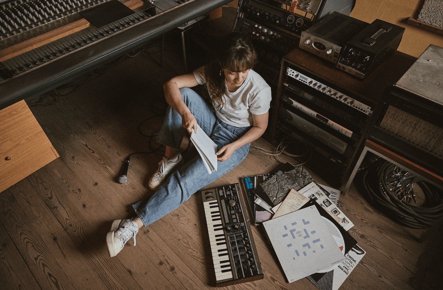 LAURA GARRIGA [ɭɑu̯ɾə] – CANTAUTORA