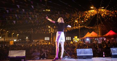 MONOLEGS PER ESDEVENIMENTS - MONOLEGS PER FIRES I FESTES - MONOLEGS PER FESTES MAJORS - ESPECTACLES HUMOR