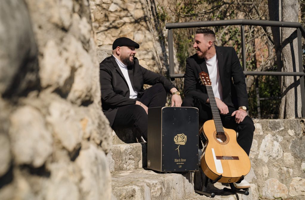 GRUP DE MÚSICA PER FESTES-GRUP DE MÚSICA PER ESDEVENIMENTS-GRUP DE MÚSICA PER FESTES MAJORS-GRUP DE MÚSICA PER FIRES I FESTES