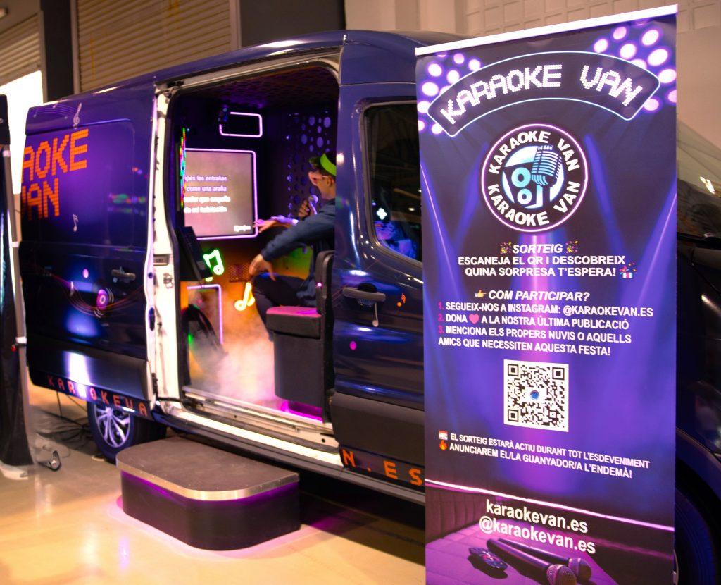 Karaoke Van - KARAOKE PER ESDEVENIMENTS - KARAOKE PER FESTES - KARAOKE PER FESTES MAJORS - KARAOKE PER FIRES I FESTES