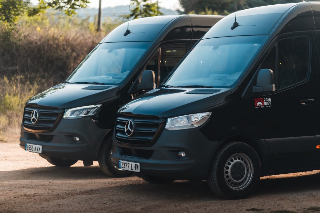 - TRANSPORT PER ESDEVENIMENTS - LLOGUER DE FURGONETES PER ESDEVENMENTS - LLOGUER DE FURGONETES PER FIRES I FESTES - LLOGUER DE TRANSPORT PER ESDEVENIMENTS