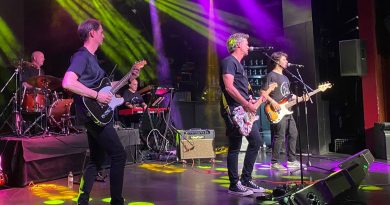 THE COLASH COVER BAND – GRUP DE VERSIONS PER FESTES