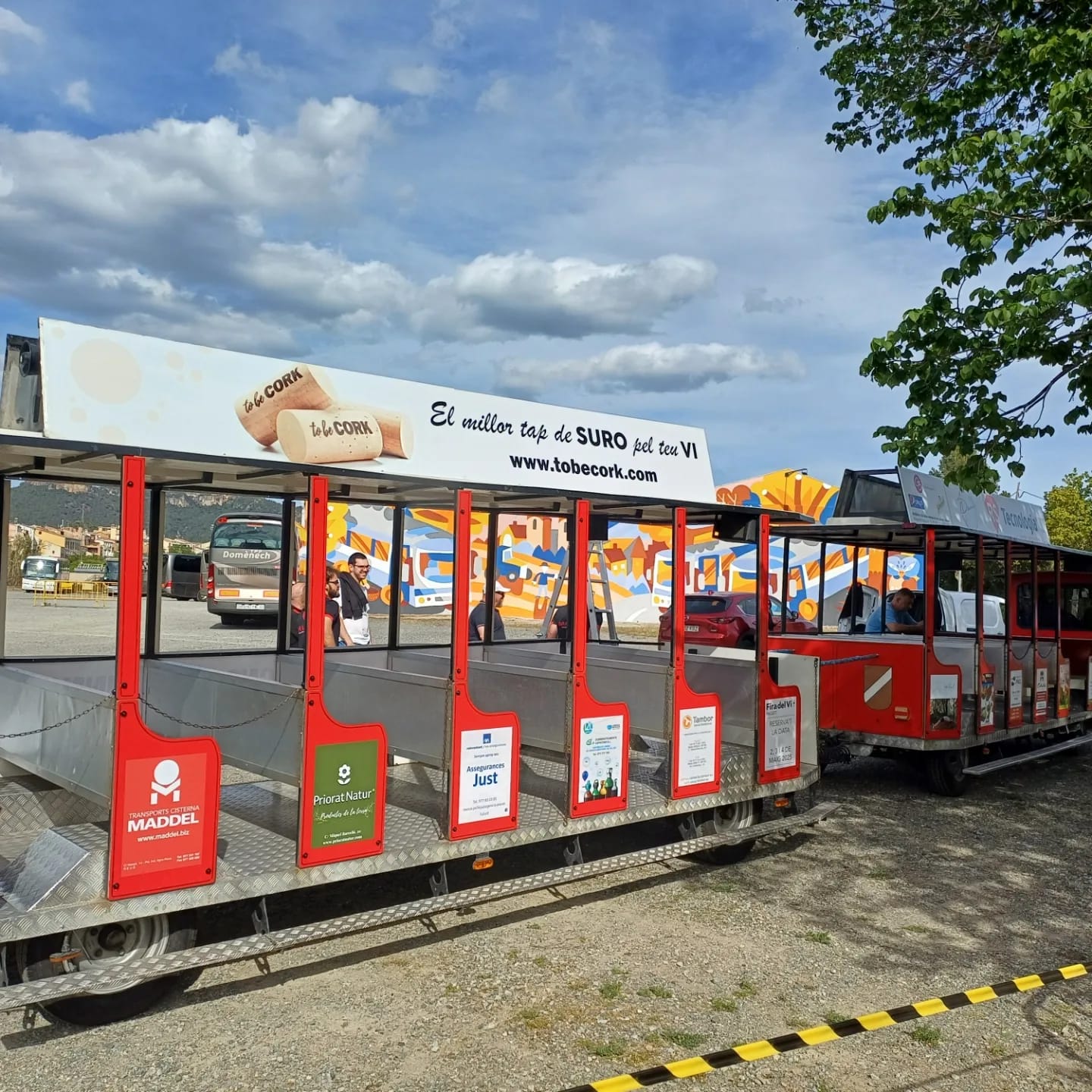 MEDIRFLASH – TRENS TURISTICS PER FIRES I FESTES