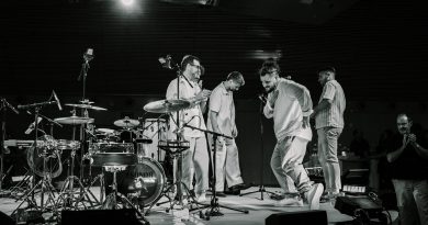 GRUP DE VERSIONS PER FESTES-GRUP DE VERSIONS PER ESDEVENIMENTS-GRUP DE VERSIONS PER FESTES MAJORS-GRUP DE VERSIONS PER FIRES I FESTES