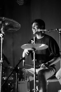THE LUTOS-GRUP DE VERSIONS PER FESTES-GRUP DE VERSIONS PER ESDEVENIMENTS
