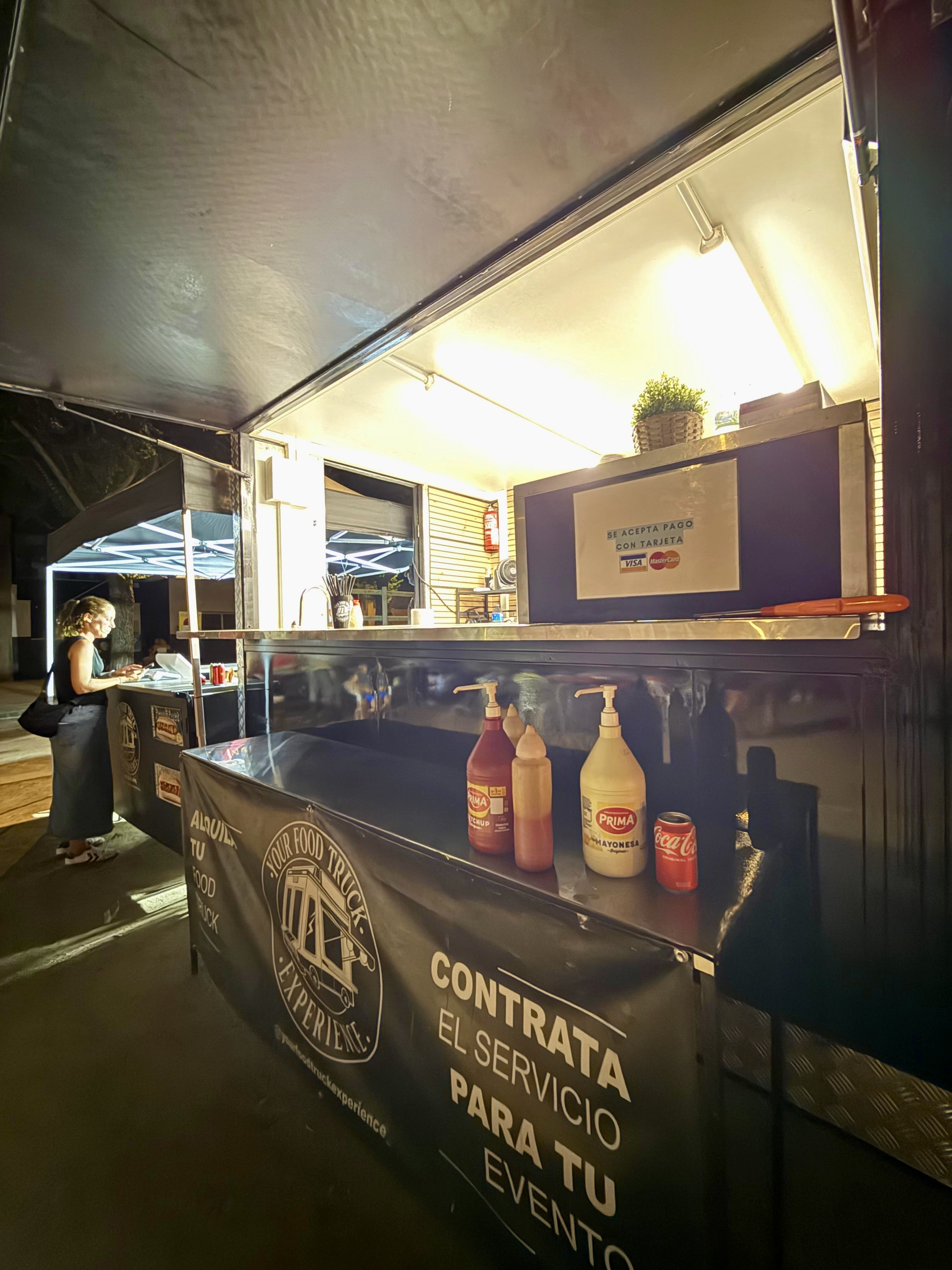 Your Food Truck Experience - foodtruck per fires i festes - foodtruck per esdeveniments - foodtruck per festes - foodtruck per festes majors