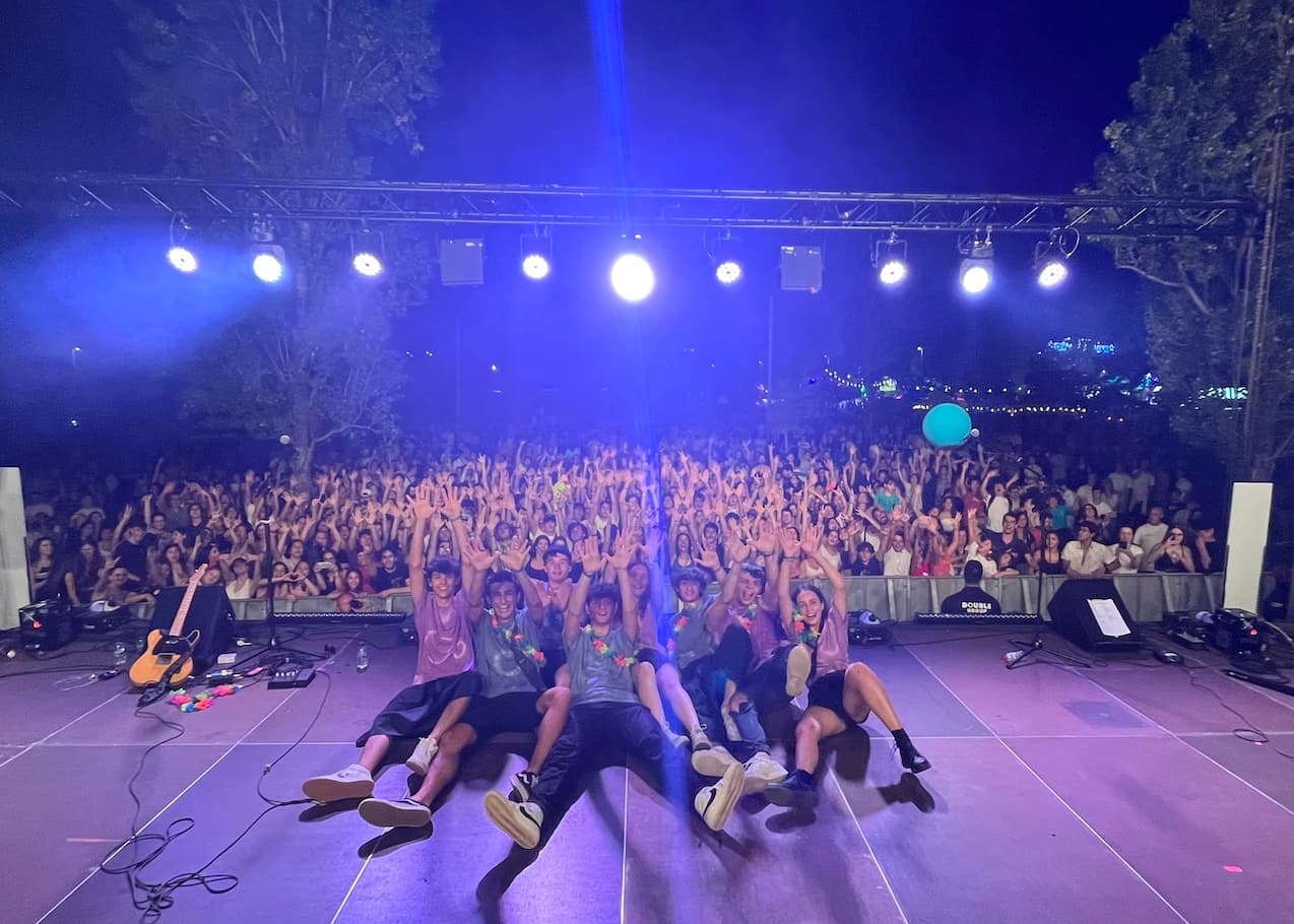 Indubio - grup de musica per festes - grup de musica per esdeveniments - grup de musica per festes majors - grups de musica catalunya