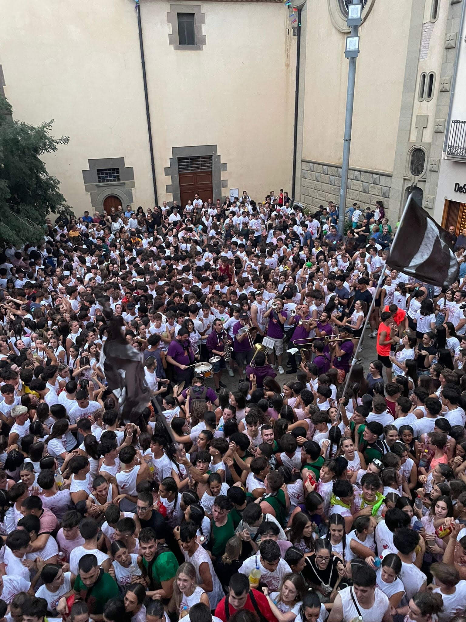 Xaranga Màgic - xaranga per esdeveniments - xaranga per festes - xaranga per esdeveniments - xarangues de catalunya - xarangues per festes majors Xaranga Màgic - xaranga per esdeveniments - xaranga per festes - xaranga per esdeveniments - xarangues de catalunya - xarangues per festes majors